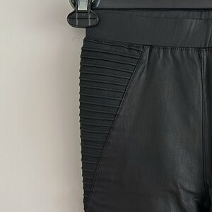 Black Pleather Skinny Pants ✨like new✨